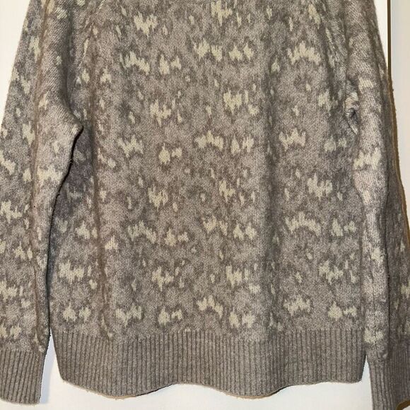 Athleta Hawthorne Wool Blend Cheetah Print Sweater Medium - Picture 2 of 14